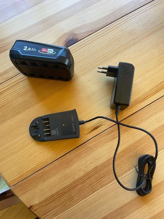 Акумулаторен тример BOSHC с батерия и зарядно