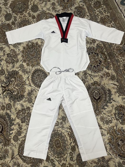 Форма таэквондо