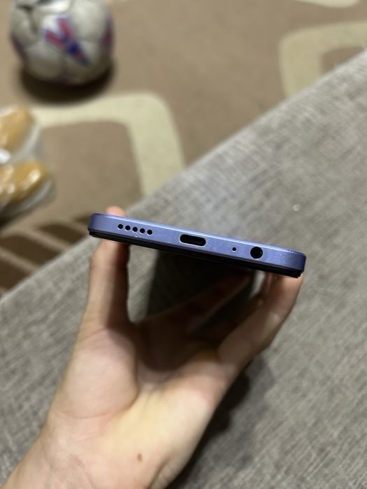 Продам телефон VIVO Y17S