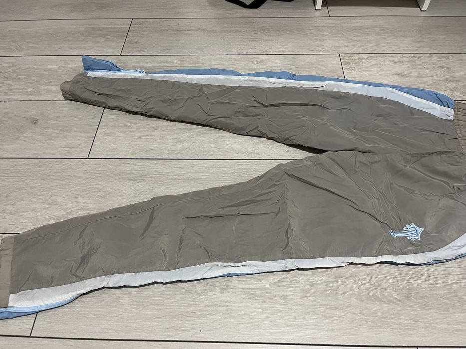 Pantaloni trapstar faş