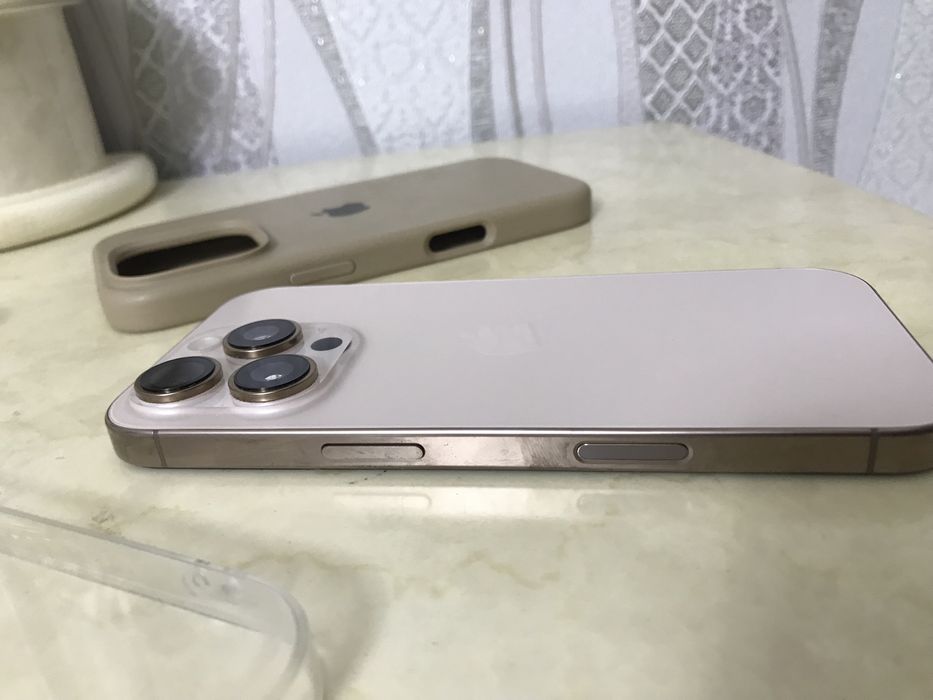 iPhone 16Pro идеал