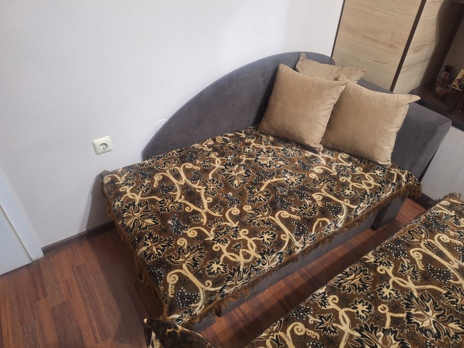 Дивани в продажба