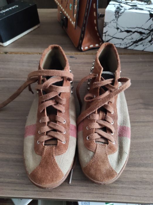 Tenesi Burberry originali