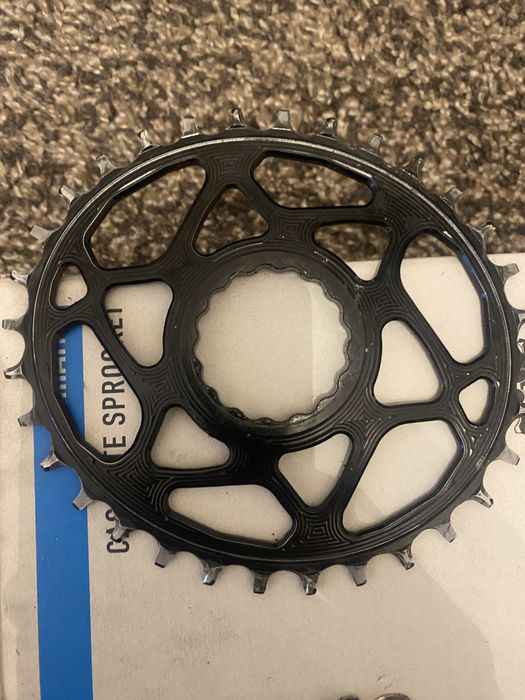 Transmisie Shimano AbsoluteBlack Raceface