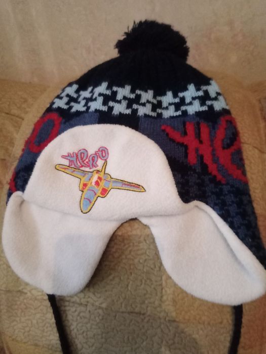 Детские теплые вещи.