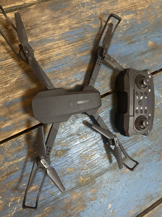 Dron sotiladi uchishi yaxshi