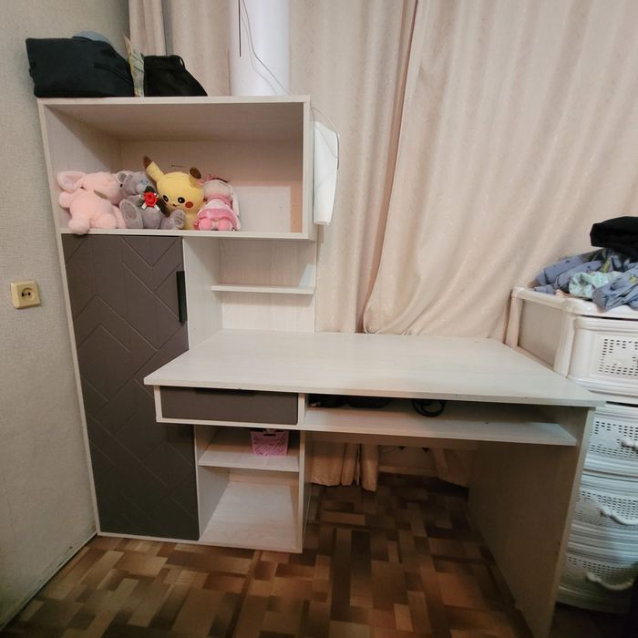 Стол компьютерный с надстройкой