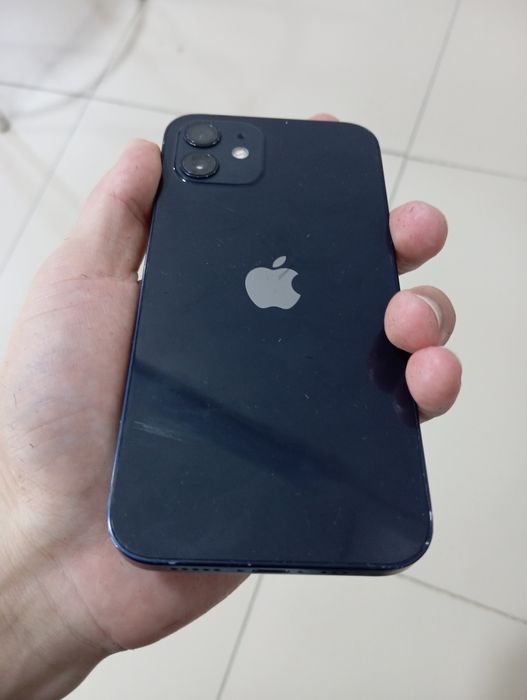 iPhone 12 64 gb.