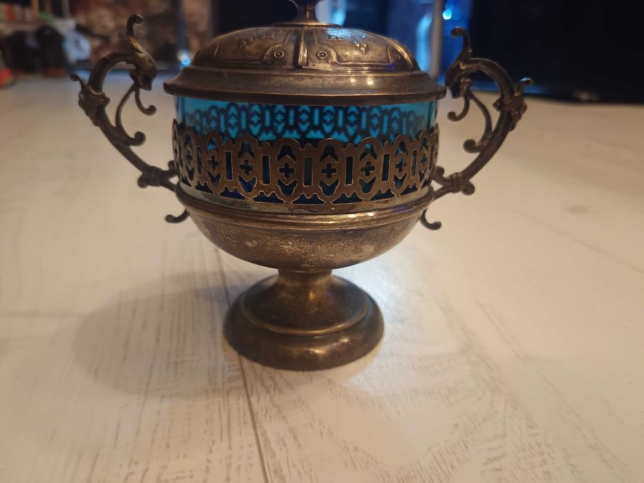 Антична захарница