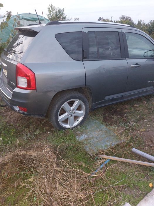 JEEP Compass 2011 — imagine 2