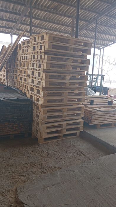 Paleti marfă dimensiuni europalet