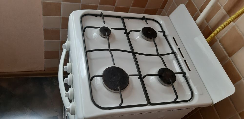 Газовая плитa Indesit