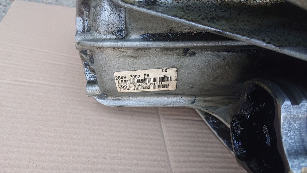 Ръчна 5 степенна скоростна кутия 2S4R 7002 AD, XS4R- 7F096 за форд фокус МК1 до 2004година.