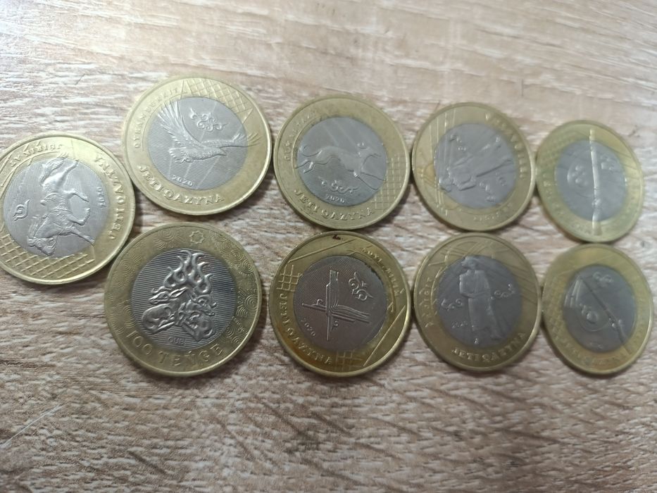 Продам монеты 7 казына