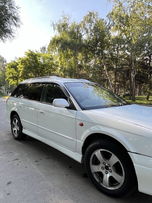 Subaru legacy b4