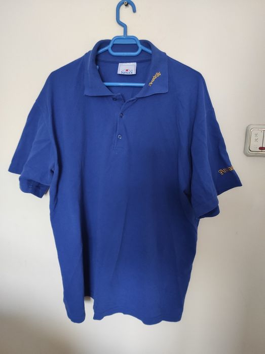 Tricouri cu maneca scurta sau lunga, modele diferite si mărimi diferit