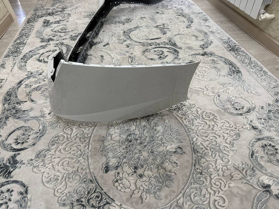 Elantra orqa bamfer sotiladi