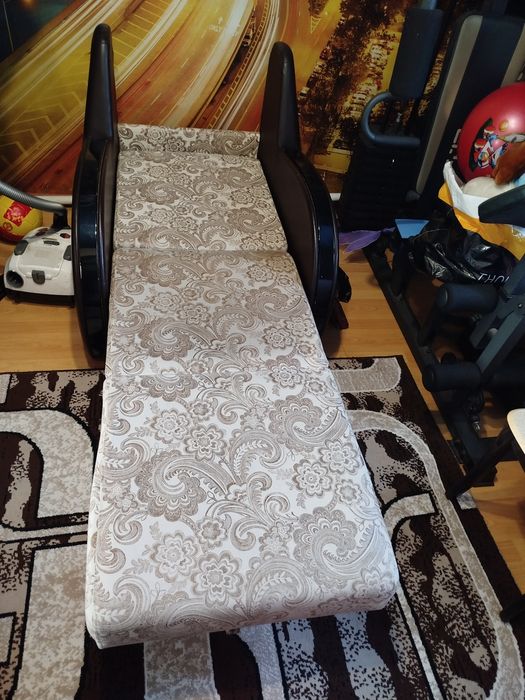 Продам 2 кресла кровати