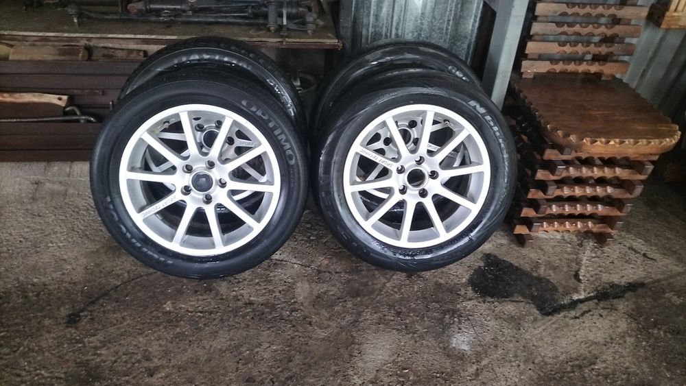 Продам диски с резиной