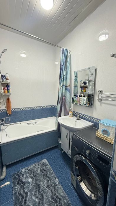 Продаётся 2/5/5  банковская квартира