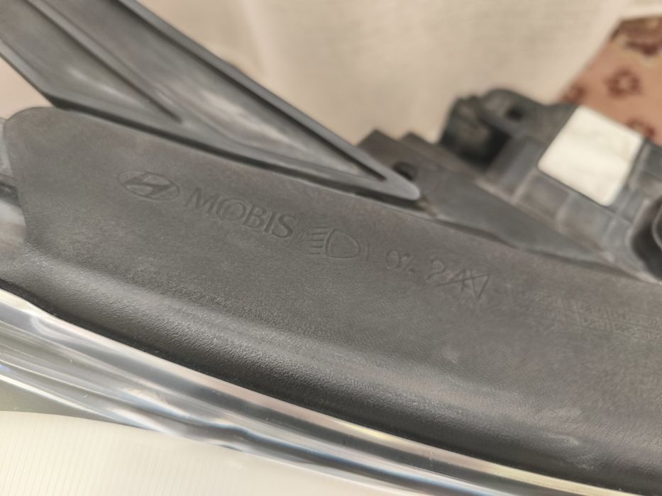 Фара передняя правая Санта фе 2013