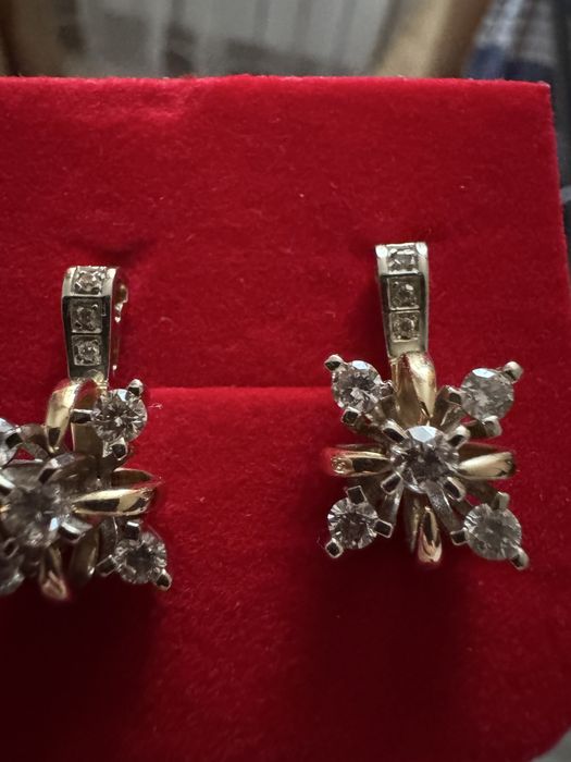 Серьги с бриллиантами