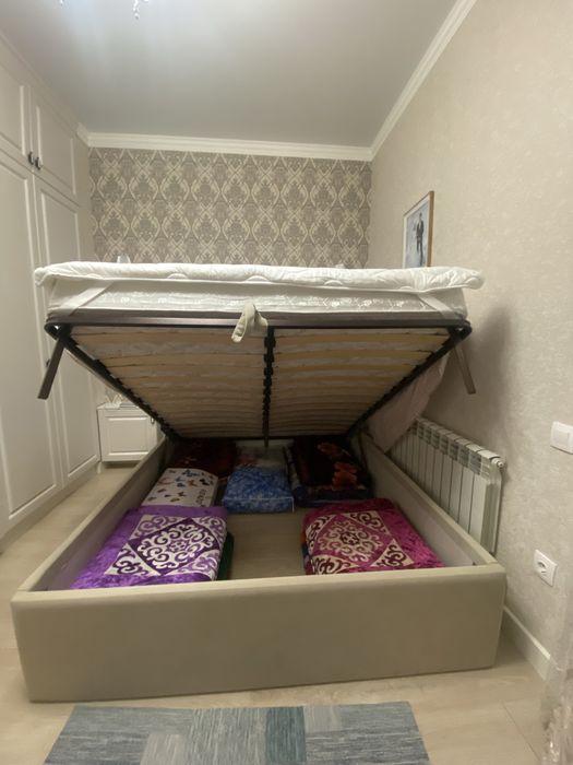 Продается двухспальный кровать