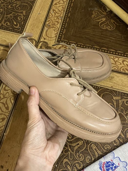 Женская обувь sotiladi