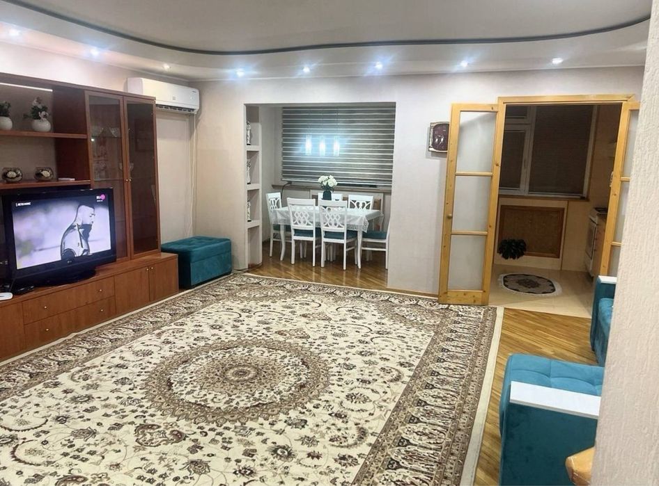 Продаётся и сдаётся,Мирзо Улугбек,Шастри,Паркенский 4/4/4 площадь 100м