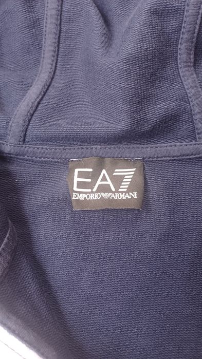 Emporio Armani 7 суитчър