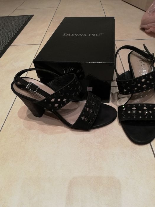 Сандали на  ток  дона пиу италански естествена кожа и камъните с сваро