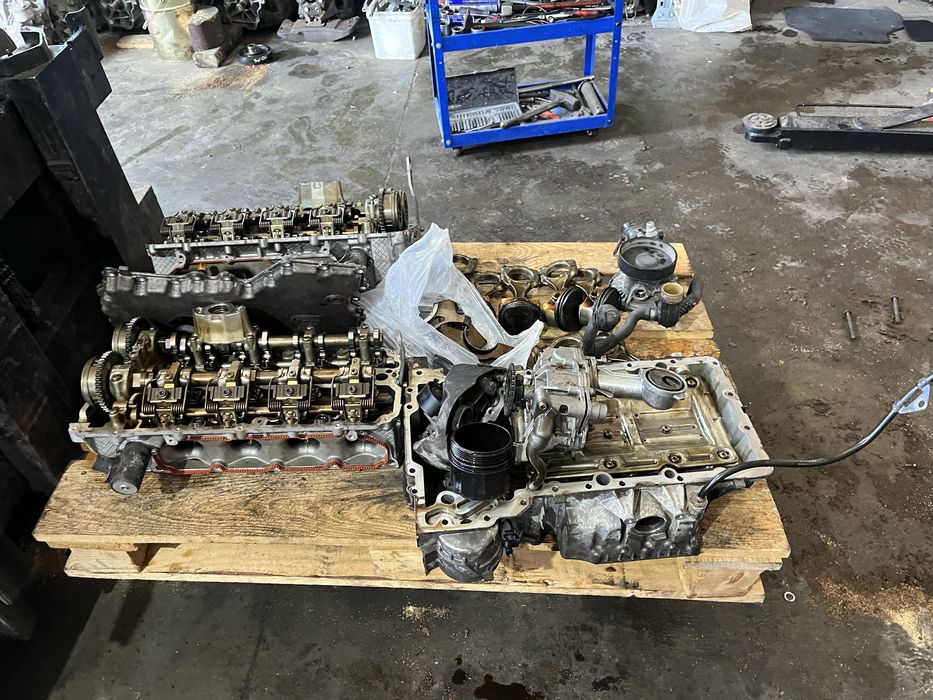 Двигател на части бмв г11/12 750 и 449 ( dvigatel na chasti bmw g11/12
