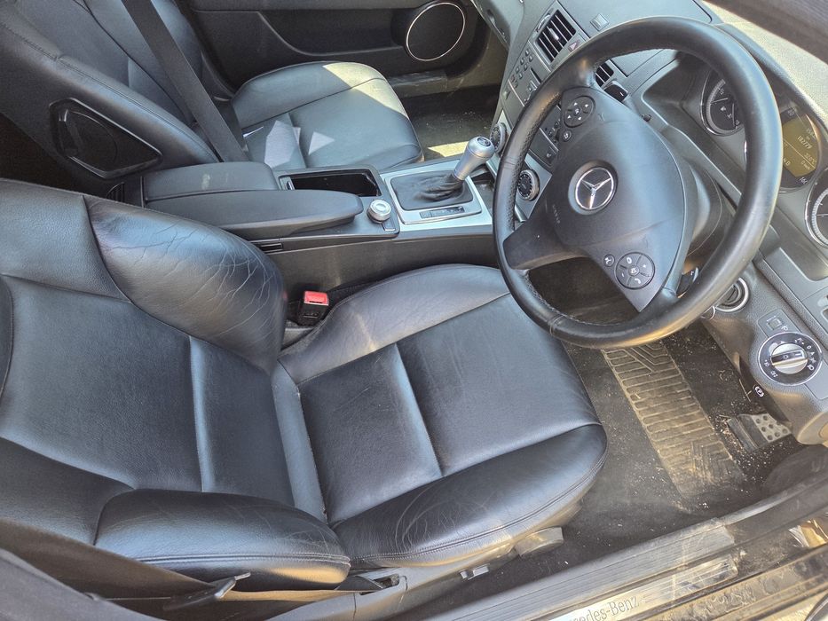 Interior  scaune banchetă Mercedes C-Class  W204