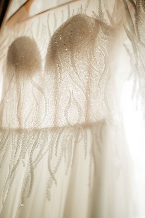 Vând rochie de mireasă