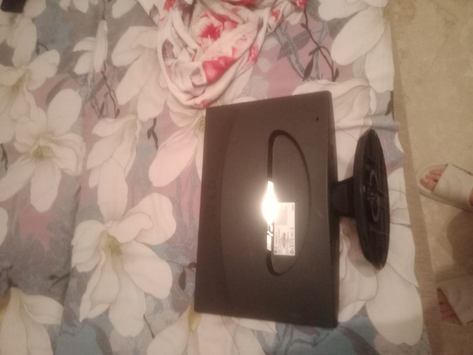 Продам монитор LG