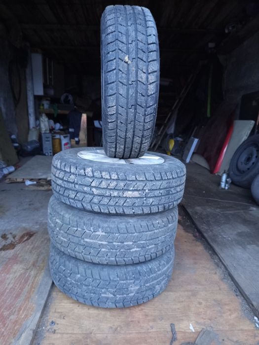 Продам шина R14 с дисками комплекта