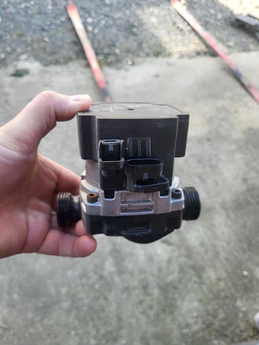 Vând pompe grundfos si willo