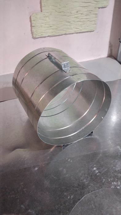 Продам дровницу хороший подарок 100%