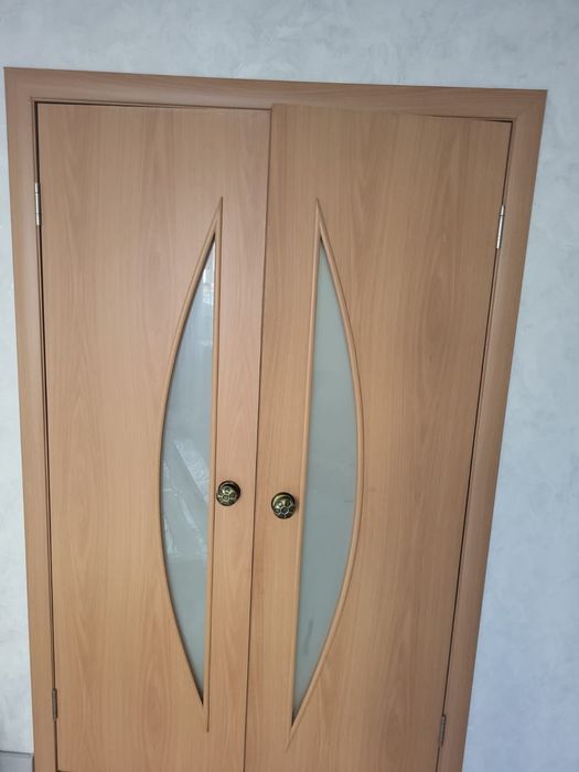 Продам двери в комплекте