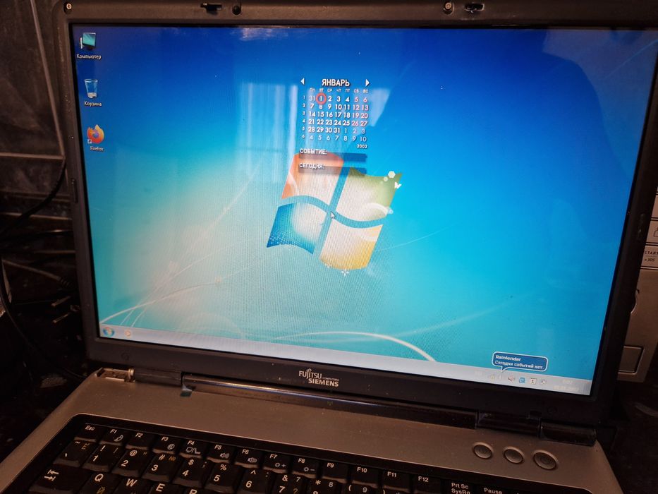 Продам ноутбук Сименс