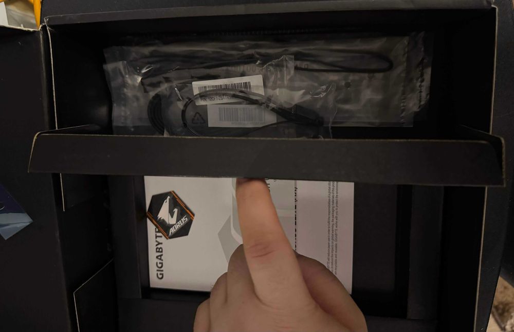 Placa de baza Gigabyte Z790 Aorus Tachyon + i9 14900K
