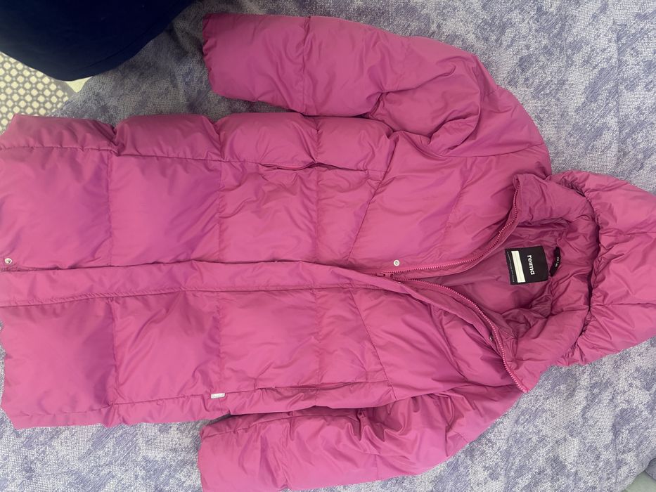 Продам детскую куртку