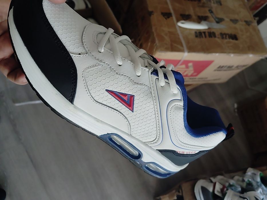 Adidași veer doar en grooo