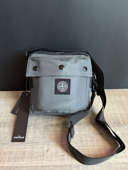 Stone Island чантичка сива