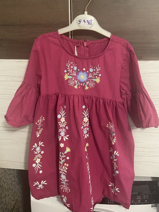 Роклички с дълъг ръкав