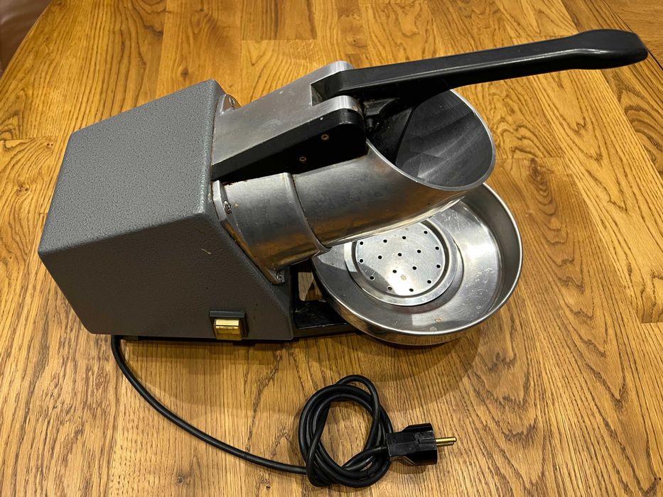 Професионална ледотрошачка MACAP