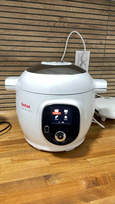 Multicooker inteligent cu gatire sub presiune Tefal Cook4me+ CY851130