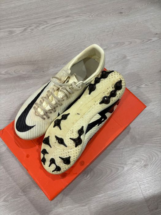 Футболни бутонки nike EUR 43