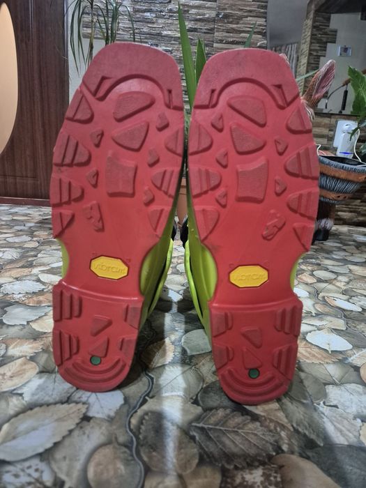 Clapari tura, ski 43-45 (28-28,5cm) Nordica TR 12. Echipament  ski.