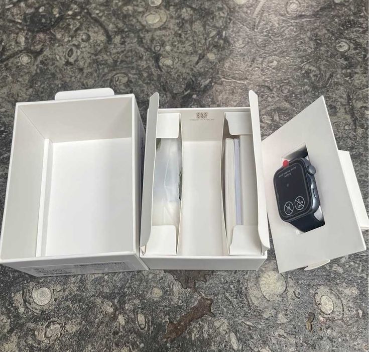 Huawei fit 5 ЧИСТО НОВ